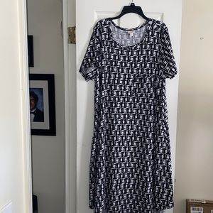LulaRoe Carly